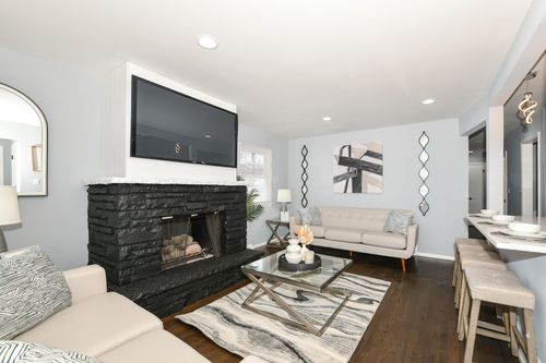 5957 N 64th St, Milwaukee, WI, 53218-1921 | Card Image