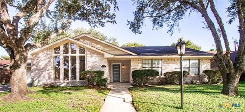 302 Windy Way Dr, Victoria, TX, 77904-3409 | Card Image