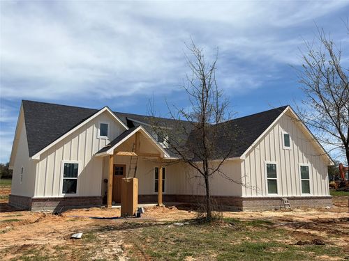 121 Graystone Dr, Weatherford, TX, 76088-7336 | Card Image