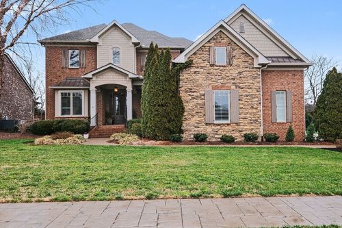 1233 Potter Ln, Gallatin, TN, 37066-7497 | Card Image