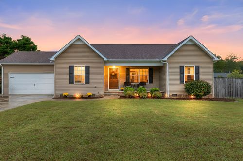 216 Williamsburg Cir, Tullahoma, TN, 37388-5441 | Card Image