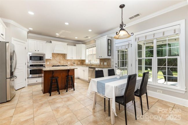 10106 Silverling Dr, House other with 4 bedrooms, 4 bathrooms and null parking in Waxhaw NC | Image 14