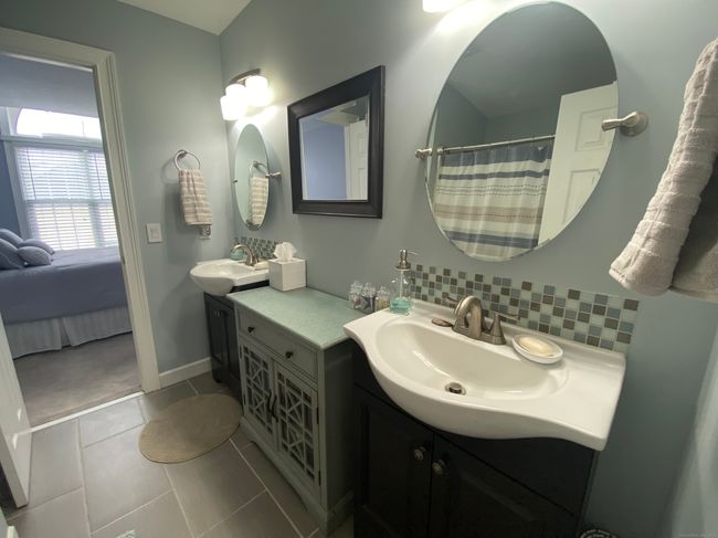 104 - 104 Cambridge Cmns, Condo with 2 bedrooms, 2 bathrooms and 1 parking in Middletown CT | Image 20