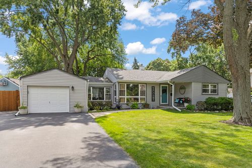2304 Meadow Dr, Rolling Meadows, IL, 60008-1547 | Card Image