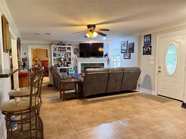 1166 Manak Rd, House other with 3 bedrooms, 3 bathrooms and 3 parking in Sealy TX | Image 10