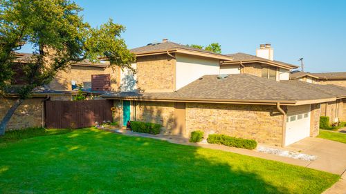3 Dewberry Ct, Bedford, TX, 76021-5694 | Card Image