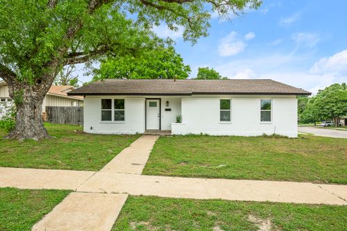 9006 Lodge Ct, Austin, TX, 78758-6527 | Card Image