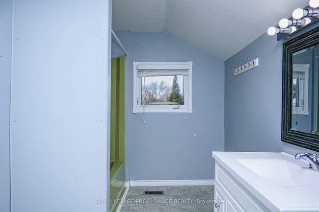 236 Lyle St N, House other with 3 bedrooms, 2 bathrooms and 6 parking in Grafton ON | Image 30