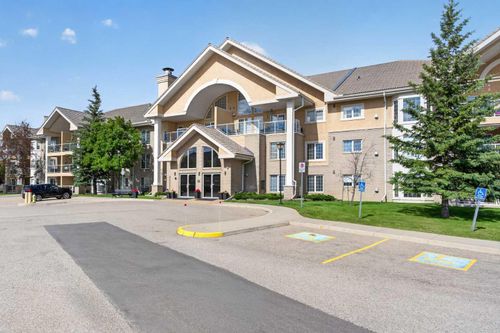 325-728 Country Hills Rd Nw, Calgary, AB, T3K5K8 | Card Image