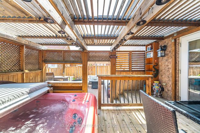 37 Baybrook Rd, House other with 6 bedrooms, 4 bathrooms and 4 parking in Brampton ON | Image 39