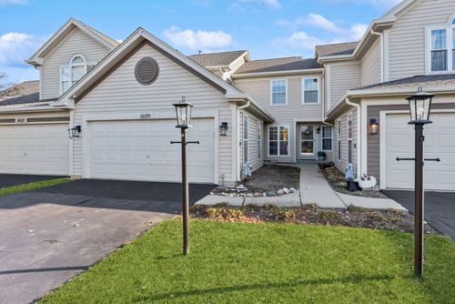 36119 New Bridge Ct, Gurnee, IL, 60031-4512 | Card Image