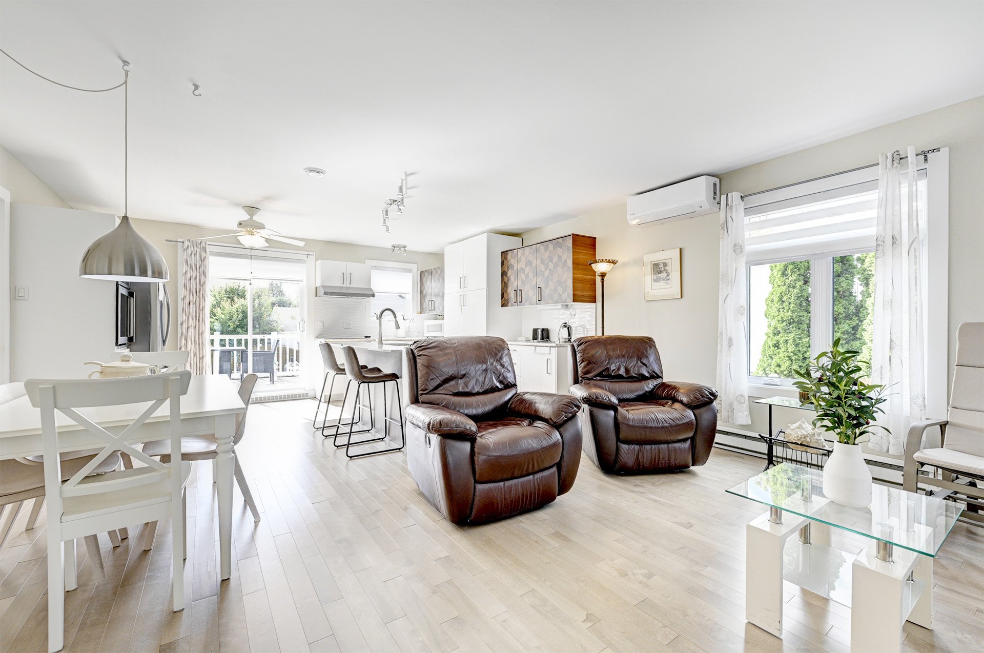 Residential in L'Ancienne-Lorette 4