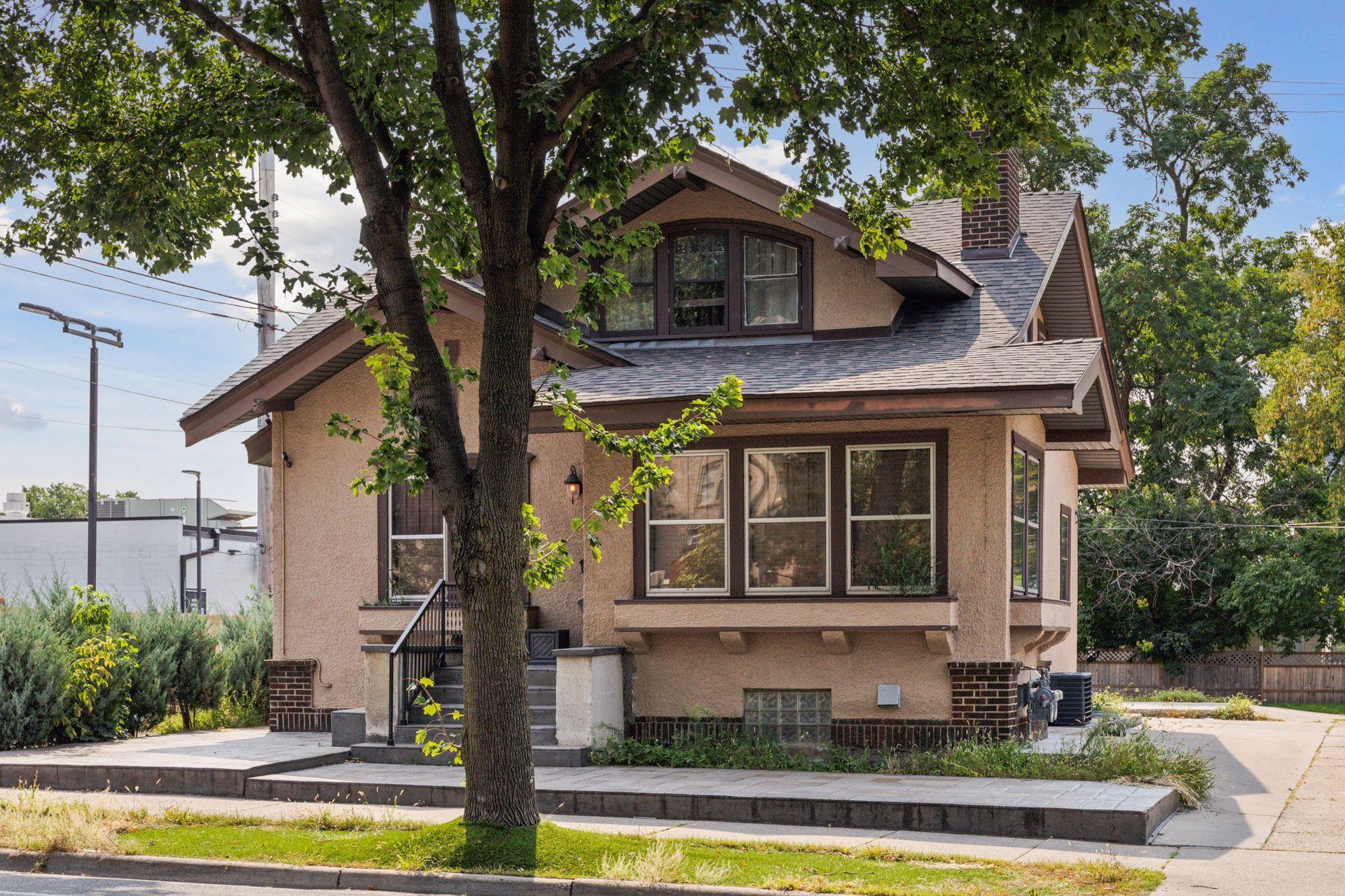 24th St, Minneapolis, MN 55404