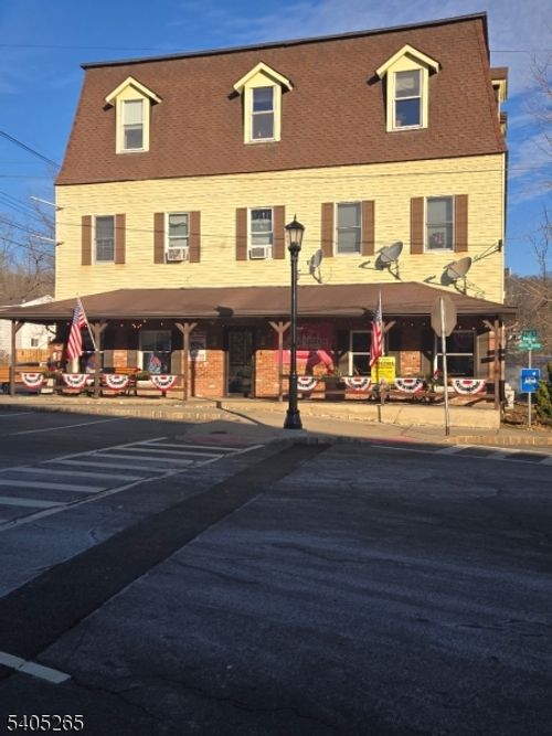 1 Wantage Ave, Branchville, NJ, 07826-5638 | Card Image