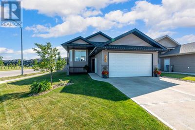 7201 35 St, House other with 5 bedrooms, 3 bathrooms and 4 parking in Lloydminster AB | Image 1