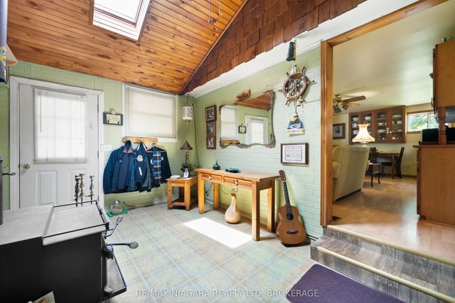 527 Pinecrest Rd, House other with 2 bedrooms, 1 bathrooms and 6 parking in Port Colborne ON | Image 11