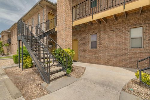 222-1812 Alameda St, Norman, OK, 73071-3048 | Card Image