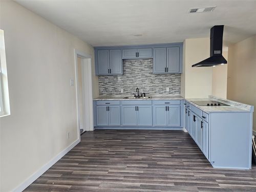 4317 Gram Ln, Waco, TX, 76705-2661 | Card Image