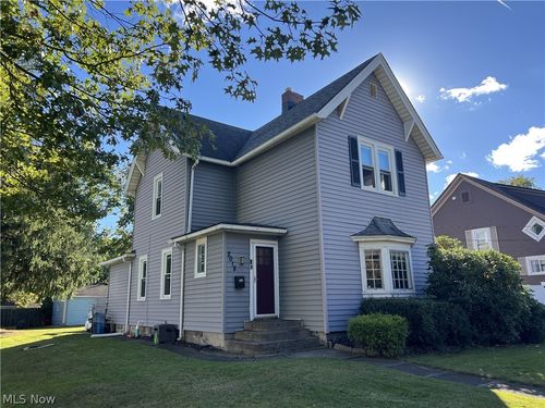 2018 W 10th St, Ashtabula, OH, 44004-2673 | Card Image