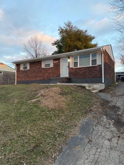 1834 Donco Ct, Lexington, KY, 40505-1614 | Card Image