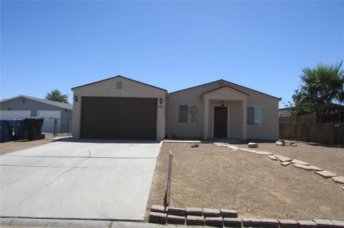 548 Ramar Rd, Bullhead City, AZ, 86442-6215 | Card Image