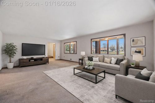 21650 Telegraph Rd, Romulus, MI, 48174-9302 | Card Image