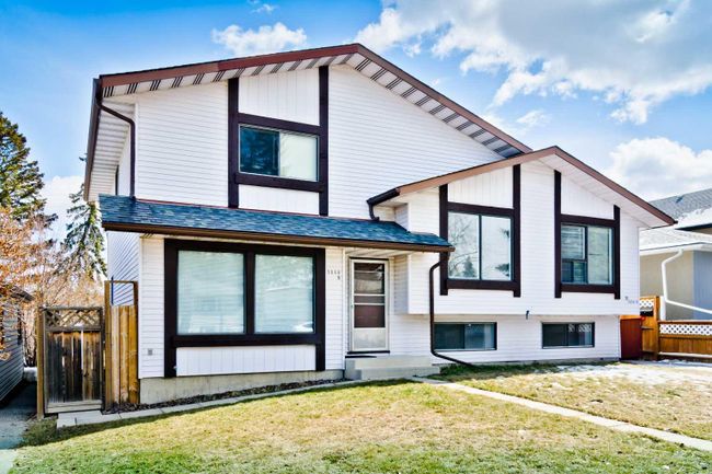 2816 38 Street Sw, Home with 7 bedrooms, 3 bathrooms and 3 parking in Calgary AB | Image 2