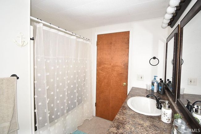 11393 Ne Wawasee Dr, House other with 3 bedrooms, 2 bathrooms and null parking in Syracuse IN | Image 19