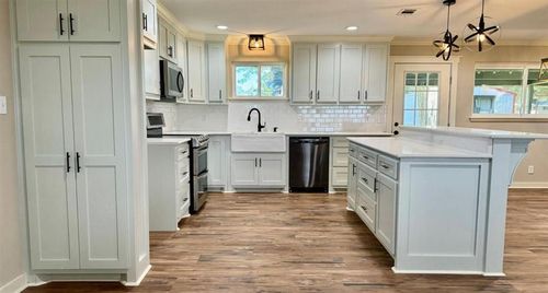 608 W Miller Ave, Iowa, LA, 70647-3918 | Card Image