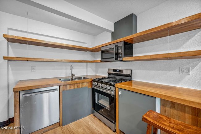638 N Martin Dr, House other with 7 bedrooms, 6 bathrooms and 5 parking in Zephyr Cove NV | Image 40