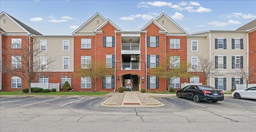 apt-105-1901 Lincoln Ave, Urbana, IL, 61801-1092 | Card Image
