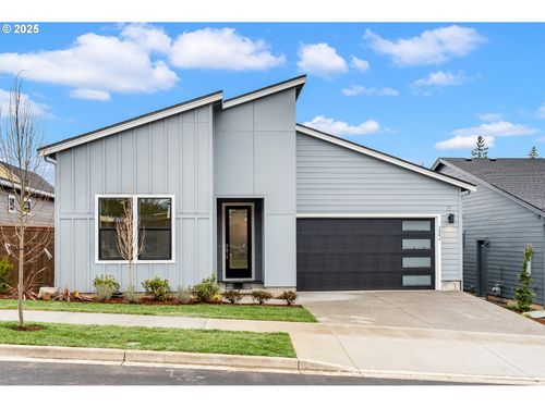 68-2884 N 49th Ave, Camas, WA, 98607-7828 | Card Image