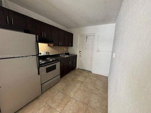 3-608 5th St, West Palm Beach, FL, 33401 | Card Image