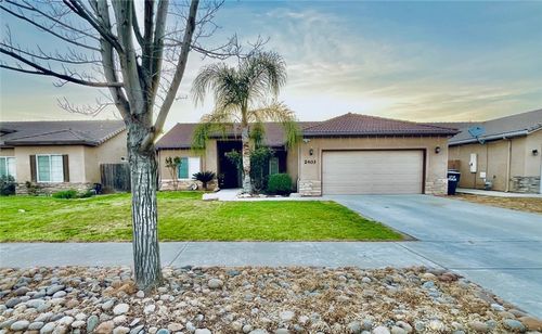 2403 N Crowe St, Visalia, CA, 93291-8056 | Card Image