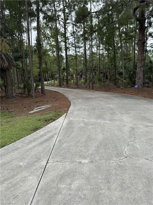 4241 7th Ave, Naples, FL, 34119-1523 | Card Image