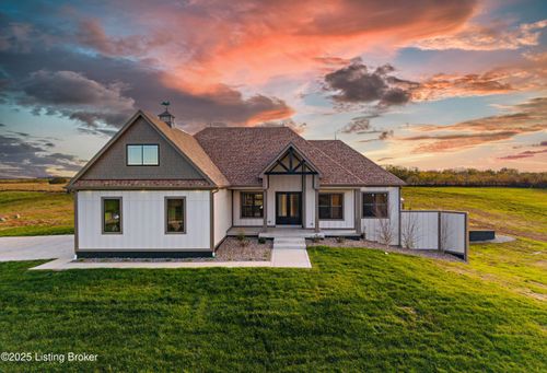 4031 Vigo Rd, Bagdad, KY, 40003-6015 | Card Image