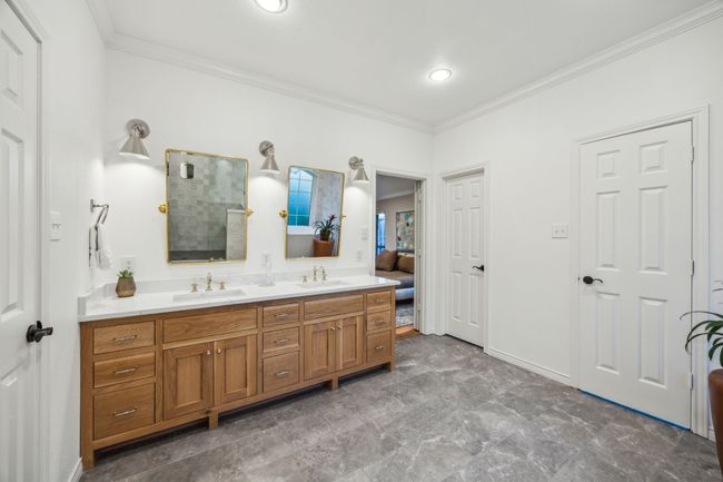5800 Still Forest Dr, House other with 4 bedrooms, 4 bathrooms and null parking in Dallas TX | Image 24