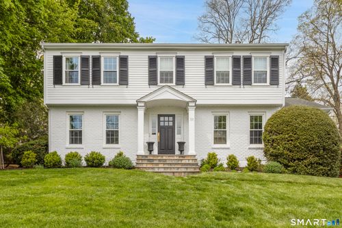33 Fairview Ave, Darien, CT, 06820-4704 | Card Image