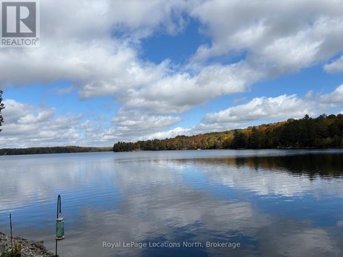 1433 S Horn Lake Rd, Burks Falls, ON, P0A1C0 | Card Image