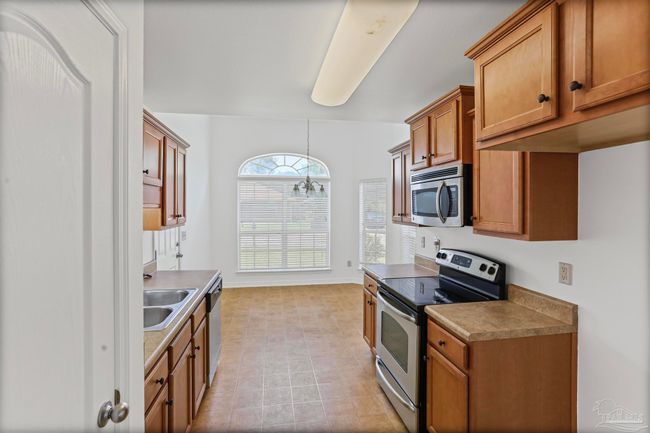 1222 Wetherby Rd, House other with 3 bedrooms, 2 bathrooms and 2 parking in Pensacola FL | Image 8