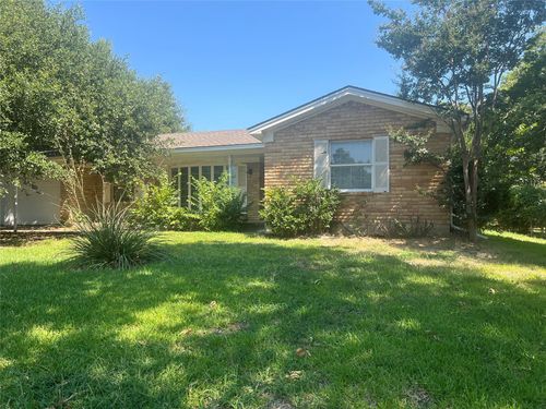 3720 Glenmont Dr, Fort Worth, TX, 76133-2954 | Card Image