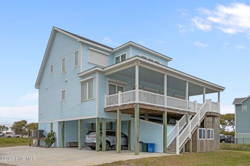 117 Sandfiddler Ln, Harkers Island, NC, 28531-9527 | Card Image