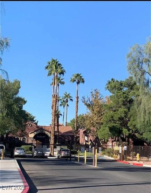 unit-149-4050 Pacific Harbors Dr, Las Vegas, NV, 89121-4141 | Card Image