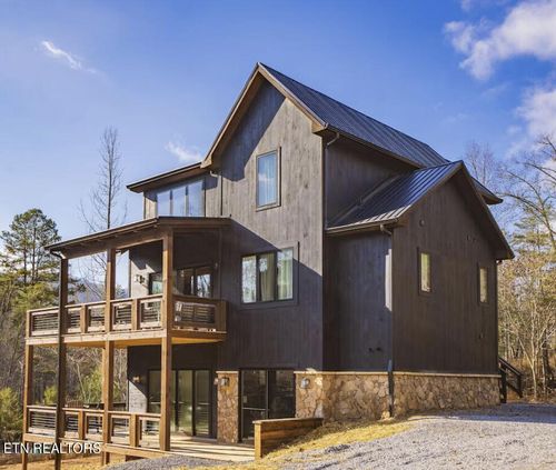 450 Hawken Dr, Walland, TN, 37886 | Card Image