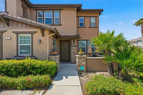 16001 Chase Rd, Fontana, CA, 92336-5082 | Card Image