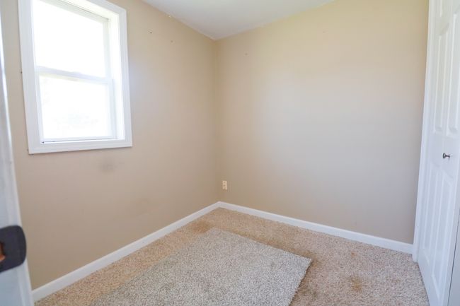 131 N Walnut St, House other with 3 bedrooms, 1 bathrooms and 2 parking in Minonk IL | Image 13