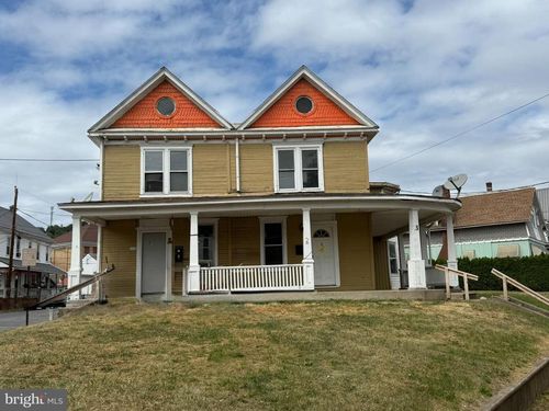 3 Shaw Ave, Lewistown, PA, 17044-1875 | Card Image
