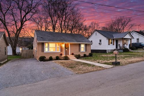 335 Hayes St, Woodbury, TN, 37190-1311 | Card Image