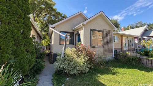 2034 Quebec St, Regina, SK, S4P1J9 | Card Image