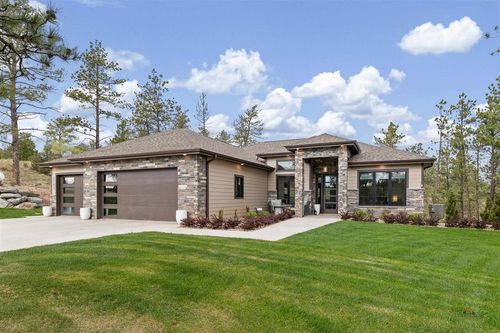1103 Clubhouse Dr, Hot Springs, SD, 57747-4102 | Card Image